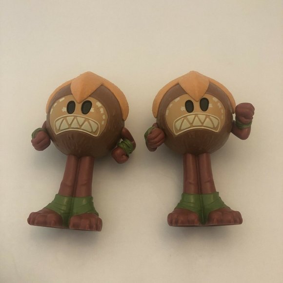 2 6" Kakamora Pirate Coconut Warrior Figure Maraca Music Instrument Disney Moana - Picture 1 of 12